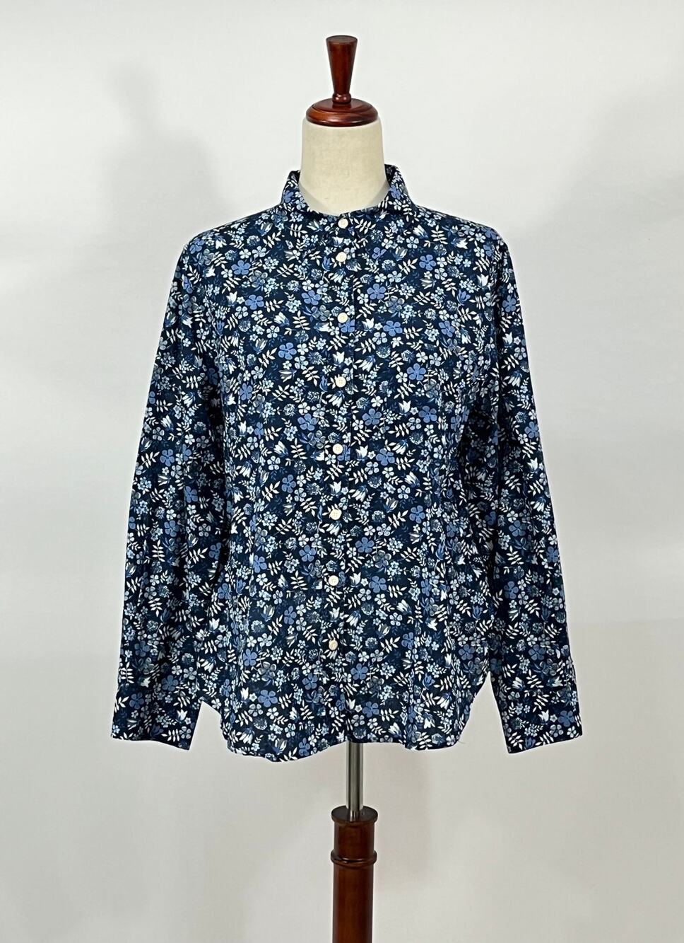 LIBERTY of LONDON Sz L Large Blue Floral Tana Lawn Button Front Shirt Top